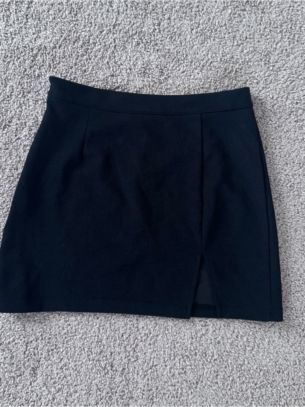 SHEIN Black Mini Skirt with Front Slit